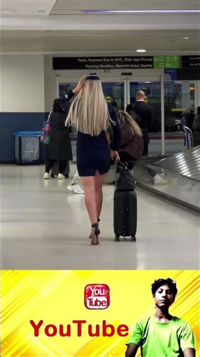 🧳✈️Cabin Crew Airport Walk #Shorts #fashiontrends #airhostess #cabincrewjobs #crewlife