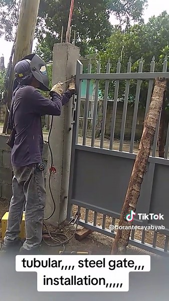 Innovative Tubular Gate Design Ideas for Your Home