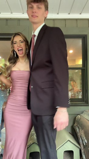 Amazing Transitions for Outfit Changes: TikTok Trending