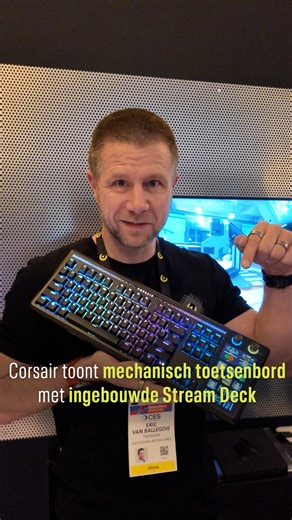 Corsair heeft zijn Galleon 100 SD-toetsenbord aangekondigd. Het is het eerste toetsenbord dat beschikt over een ingebouwde Stream Deck van dochterbedrijf Elgato. Het toetsenbord kost 350 euro en komt eind deze maand uit. #CES #tweakers #corsair @corsair #StreamDeck #Tech | Tweakers