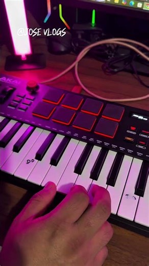 I'll teach you how to play congas and timbales, part 1