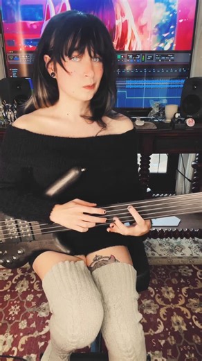 Eve | Isolated bass audio 🕸️ the tone is DI with about 6db of compression, dynamic EQ to tame the low mids and a large wide boost (~8db) around... | Instagram