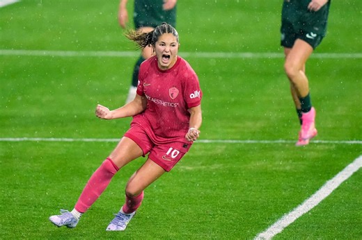 Goalkeeper Casey Murphy signs with the expansion Boston Legacy through 2029