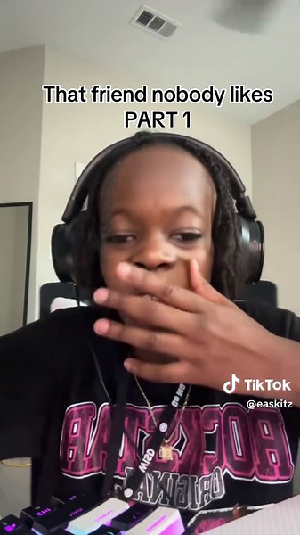 Idk why my teeth look so yellow in this🫩#fyp #EA #funny #skit #comedyvideo