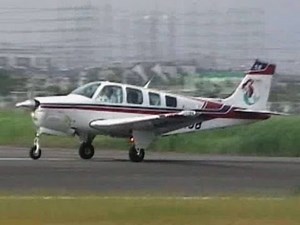 ビーチクラフト A36 ボナンザ Beechcraft Bonanza