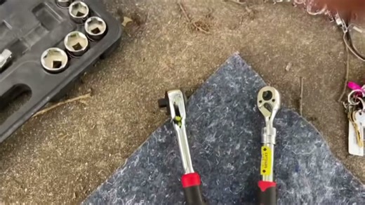 The CRAFTSMAN Rotating Ratchet Helps In Ways Other Tools Can’t #masteringmayhem #tools #handtools #handtools #craftsman #craftsmantools #mechanicshop #musthavetools @craftsman