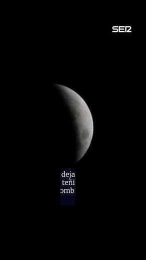 Las imágenes de la "luna roja", el eclipse lunar total de 2025