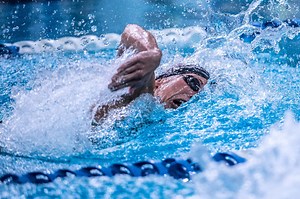 Watch: Oberlin College's Swimming & Diving Winter Training Trip