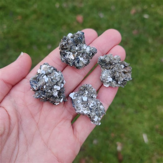 Muscovite Crystal Cluster 1.25" - Chromium Mica Stone - Etsy
