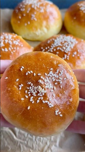 THE SOFTEST Homemade Burger Buns Recipe 🍔 (EASY!)