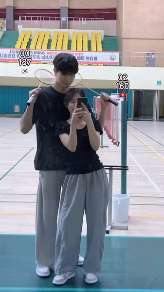 사이즈 격차를 극복하는 국제 커플의 이야기