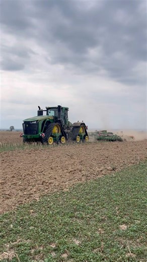 John Deere 8RX830+Amazone Ceus 7000-2TX Super! #youtubeshorts #farming #lifeisbutadream #automobile