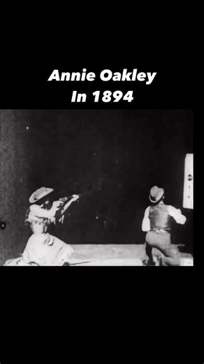 Annie Oakley shows off the skills that made her famous in this shockingly early film recorded in 1894. #annieoakley #wildwest #oldwest #bethdutton #AmericanHistory #ushistory #womenshistory #powerwoman #sharpshooter | Old West Photographs
