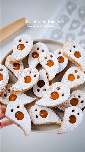 Biscuits fantômes à la confiture pour Halloween 👻 Voici une recette rapide pour le GOÛTER 🧡