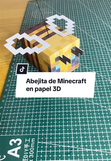 Crea una abejita de papel 3D de Minecraft