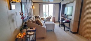 P&O Iona Cabins - Find Our Reviews and Tours Here! - Paul & Carole Love To Travel