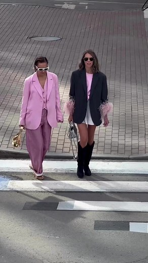 39K views · 30 reactions | POV : Quand il est enfin temps d'aller récupérer son colis Showroomprivé au point relais.  : @kakurina.alena - @dashaglamorama | Showroomprive | Facebook