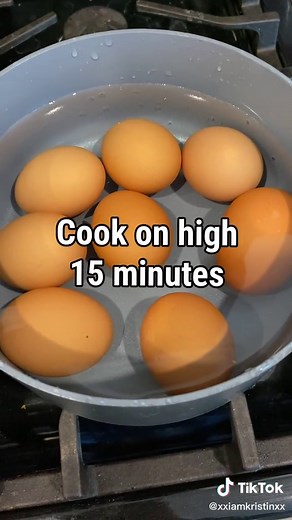 How to Make Perfect Hard Boiled Eggs: A Step-by-Step Tutorial