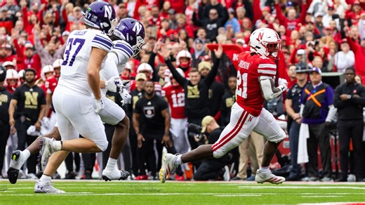 Nebraska grinds out winning touchdown drive after blowing lead, beats Northwestern 28-21