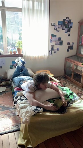 Behind the Scenes with Onew from SHINee - Caramel Jacket Photoshoot