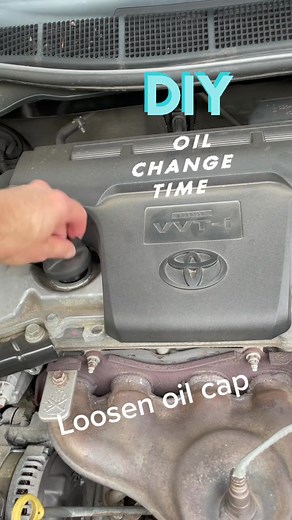 DIY Toyota Camry 2005 Oil Change Guide