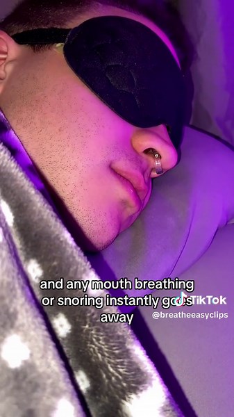 Replying to @KthyPetersonn How can this tiny nose clip stop snoring??