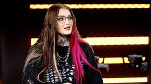 Bezďácké chálky v Prostřenu, reality show i turnaj v kleci: Satnady o drastickém hubnutí i přípravě na zápas - Super.cz