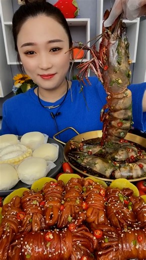 56K views · 1K reactions | Yummy raw shrimp with spicy sauce, pig stomach, Pork fat belly eating show | Food ASMR Daily | Facebook