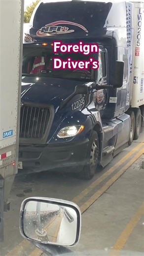 Strange drivers #automobile #longhaultrucker #trucking