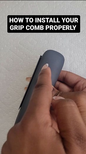 Official Grip Comb™ on Instagram: "Installing your Grip Comb the proper way! Move atlease 1-1.5 cm away from flat iron so it is not directly in contact with heating plates. These will ensure long lasting result with your Grip Comb 🖤😊"