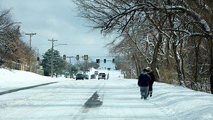 Old Farmer's Almanac gives Oklahoma its fall, winter forecast, but here's what NOAA says