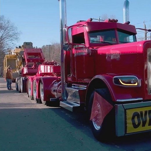 Transporting a CAT 992G Wheel Loader for a CAT Certified Rebuild