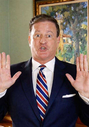 Every time you touch your face, you tell the room you’re nervous. Calm hands command respect! #classacademy #confidence #bodylanguage #socialskills #fyp