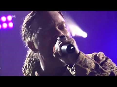 Guns N' Roses - Axl Rose 45 years old ability