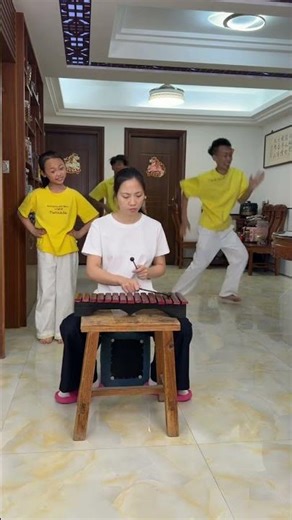 Chinese comedy scenes #funnychina #dancehall #funnychinese