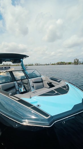 Raw power harnessed beautifully. #suprasl #supraboats #wakeboat #surfboat #wakeboarding | Supra Boats