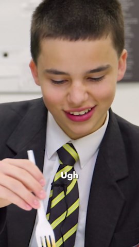 British students try sweet potato casserole for the first time | Hilarious food reactions!