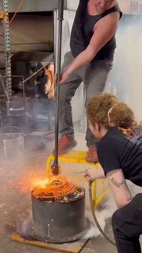 Glow Glass Studio on Instagram: "Another one from our day w/ @hershdesign We had to wrangle this one a little 🤠"