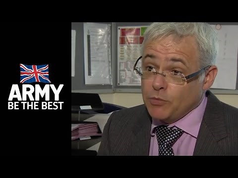 Meet the interviewer - Army training - Army Jobs
