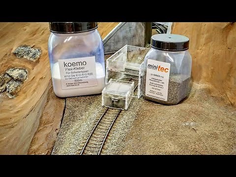 Ballast and colorize used concrete sleeper tracks on your modelrailway (ENG SUB)