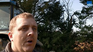 VIDEO : Alexandre Perault, Youtubeur et agriculteur de la Vienne aux plus de trois millions de vues https://www.francebleu.fr/infos/societe/un-agri-youtubeur-de-la-vienne-invite-au-salon-de-l-agriculture-1550761742 | ici Poitou