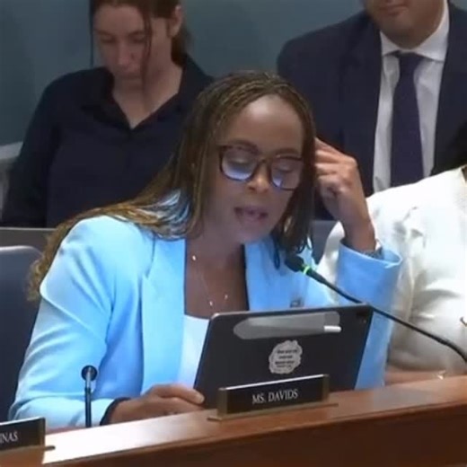 1.3K views · 266 reactions | There’s nothing like Ohio’s apple and pumpkin farms in the fall. Specialty crop producers grow the food we eat and boost our economy, but many are struggling due to rising costs and tariff uncertainty. It’s time for Congress to give small and family farms a fighting chance. | Rep. Shontel Brown | Facebook