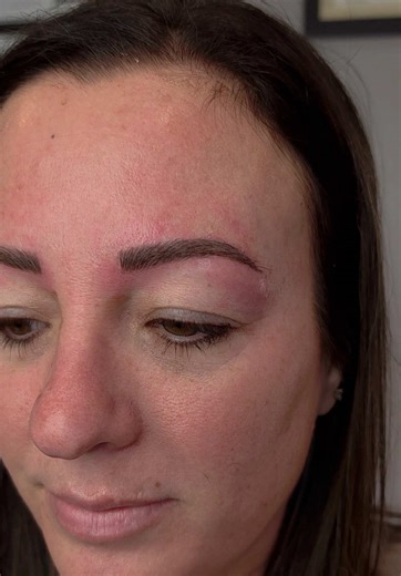 MICROBLADING COLOR BOOST What is it? • A color boost is essentially a touch-up session where more pigment is added to your brows. • A color boost restores color, definition and crispness without starting from scratch. When do you get this done? • This is typically done 6-18 months after your original microblading appointment. • Timing depends on: Skin type - oily skin can fade pigment faster. Lifestyle: sun exposure, skincare, etc. How dark or bold you want your brows. Why color boosting matters