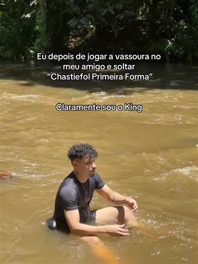 King e Merlin: Humor e Magia em Jogo
