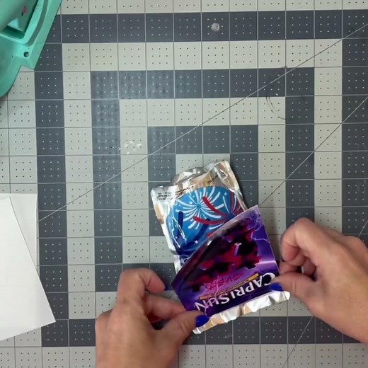 Easy DIY capri sun party favors!