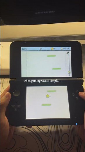 Doodle Jump on the 3DS appreciation post. 🥹🎮🛸