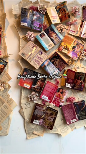 As you all may know, I’m an avid bookworm 📖🤍 and I finally got the chance to visit Brightside Books & Wine in downtown Raleigh — and it did NOT disappoint. Located at 207 S West St, Raleigh, NC, this shop has romance finds for every trope, whether you like sweet, spicy, or somewhere in between 😌. One of my favorite parts of the visit was meeting the owner — she is so sweet and took the time to give me amazing recommendations on books and authors I should dive into next (which we love 🥹). I a