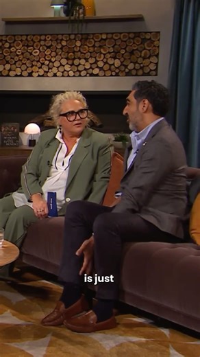 The House of Wellness on Instagram: "Ever wonder why your ankles swell up on a plane? ⁠ ⁠ Dr Ahmed explains what cankles are and the different ways in which we can treat them. ⁠ ⁠ Missed the episode? Catch up on The House of Wellness anytime on 7Plus"