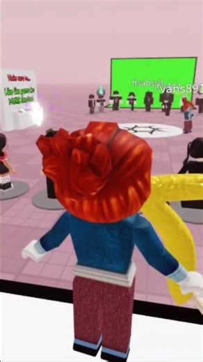 stranger things Max is flying