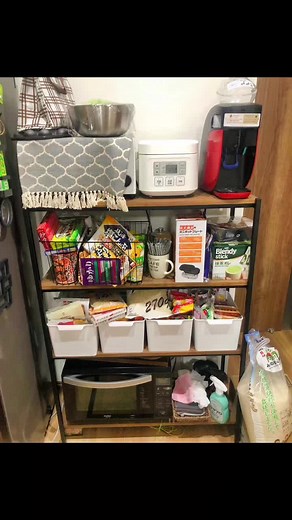 beforeとafter❤️‍🔥#部屋紹介 #インテリア #同棲 #同棲カップル #ルームツアー #模様替え #部屋作り #diy #収納#整理収納#おすすめのりたい #リノベ#リノベーション#一人暮らし#ひとり暮らし#おうちじかん#キッチン収納#雑貨#いいね